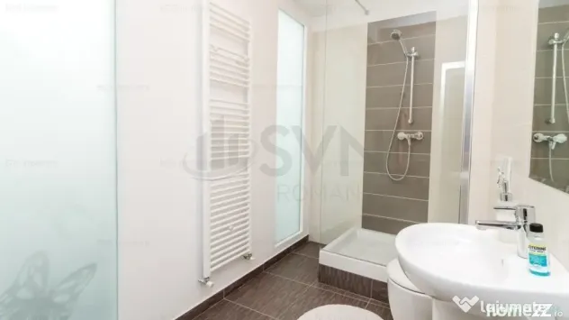 2 CAMERE LUX UNIVERSITATE