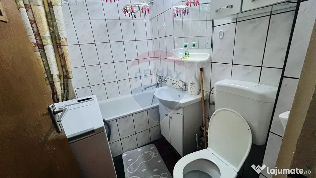 Apartament cu 2 camere de vânzare în zona Rogerius