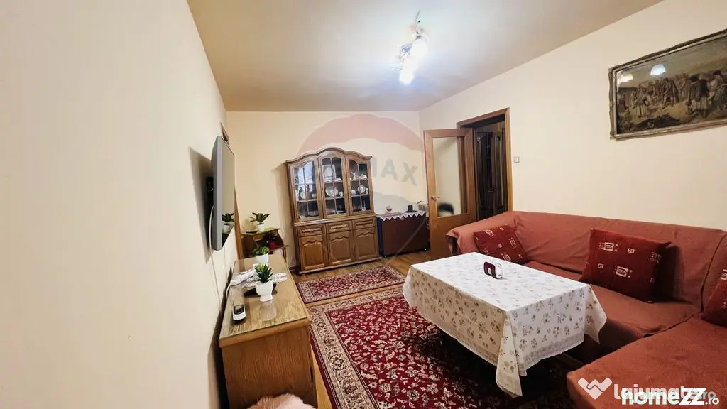 Apartament cu 2 camere de vânzare în zona Rogerius