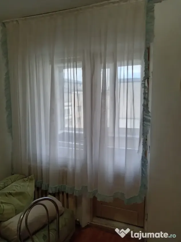 Ofer spre vanzare garsoniera Calea Moldovei