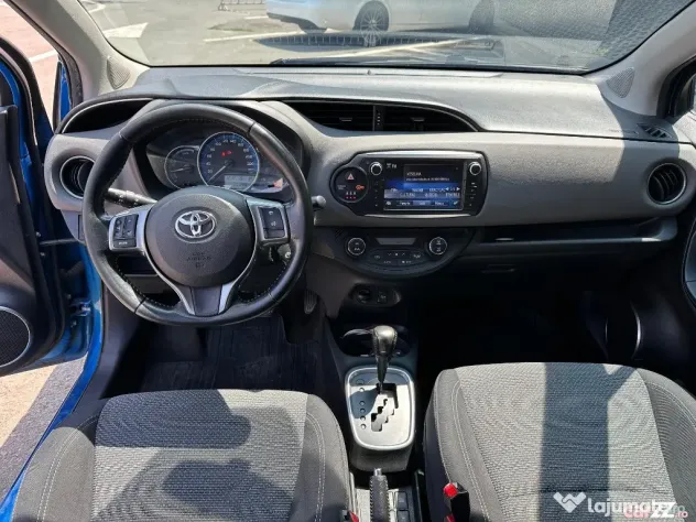 Toyota Yaris Hybrid 2017