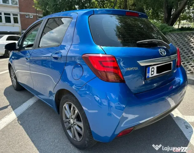 Toyota Yaris Hybrid 2017