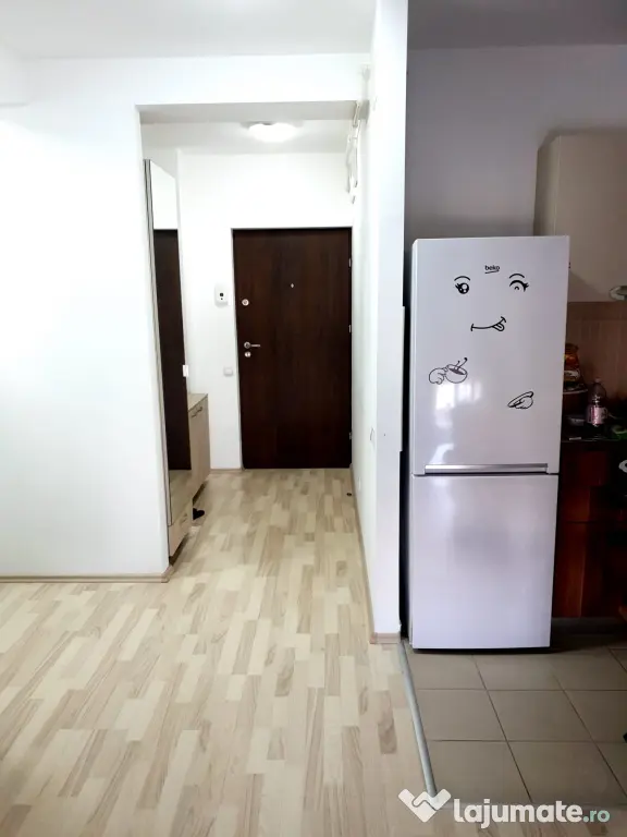 Ofer spre inchiriere apartament 2 camere 10min. 1 Decembrie