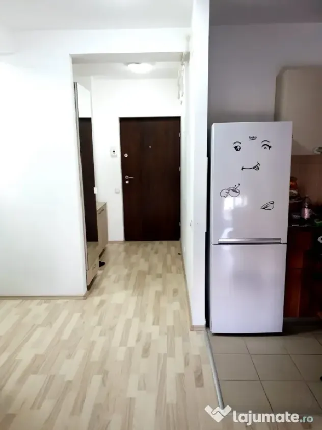 Ofer spre inchiriere apartament 2 camere 10min. 1 Decembrie