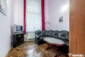 Apartament ultracentral cu 3 camere plus un bonus Comision 0 
