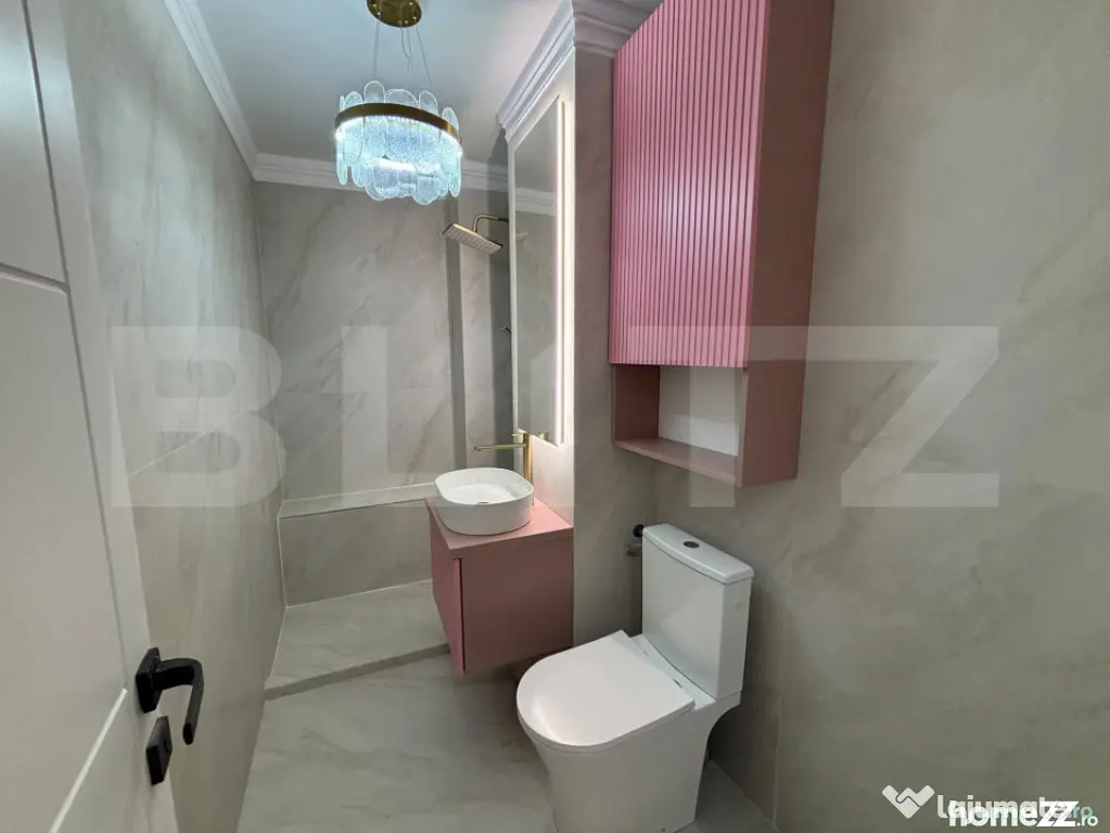 Apartament de vanzare, lux, 3 camere, 67 mp utili - Nufarul - Oradea (Bihor)