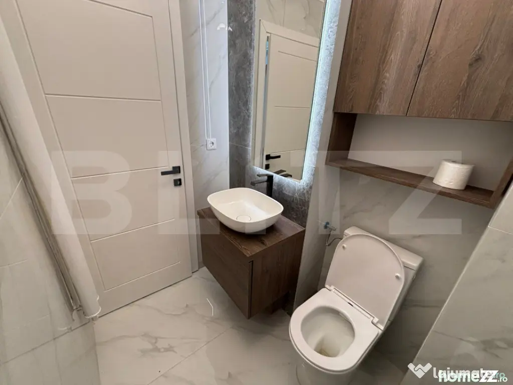 Apartament de vanzare, lux, 3 camere, 67 mp utili - Nufarul - Oradea (Bihor)