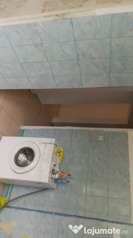 proprietar vând 2 camere drumul taberei