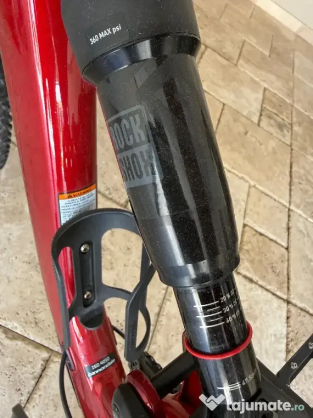 Vând bicicletă - Brandul Cannondale