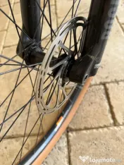 Vând bicicletă - Brandul Cannondale 