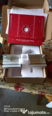 Vând router pt. lemn cu accesorii 