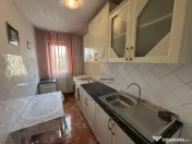 Apartament 3 camere de vanzare in Bacau 