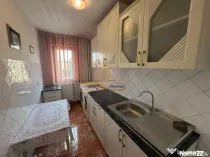 Apartament 3 camere de vanzare in Bacau