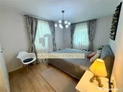 Casa 5 camere, ansamblu rezidential cu piscina, in Paulesti 
