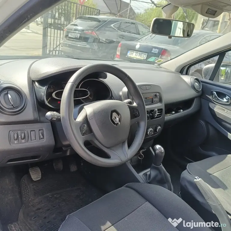 Vând RENAULT CLIO IV