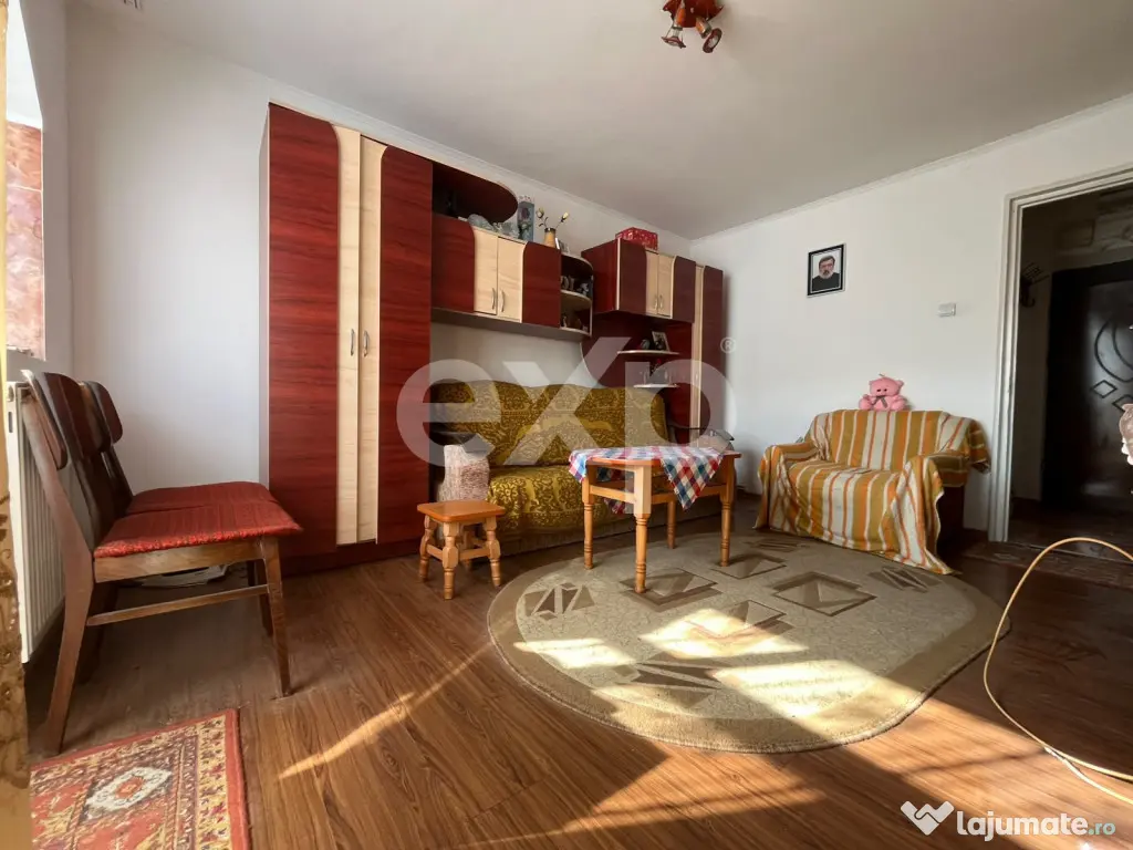 Vanzare 2 camere central etaj 3 mobilat+utilat Gaesti