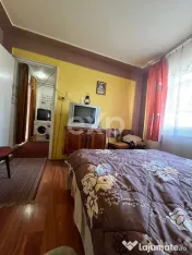 Vanzare 2 camere central etaj 3 mobilat+utilat Gaesti