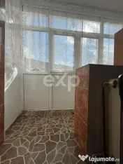 Vanzare 2 camere central etaj 3 mobilat+utilat Gaesti