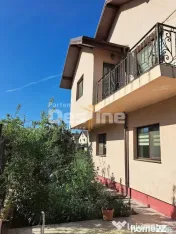 CASA INDIVIDUALA 4 CAMERE