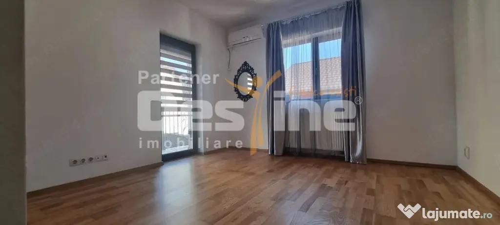 CASA INDIVIDUALA 4 CAMERE