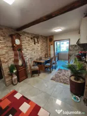 Apartament 2 camere decomandat 57 mp etaj2/4 Rovine 
