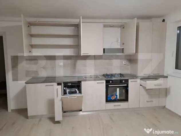 Apartament 2 camere, 55 mp, parcare, zona Calea Baciului