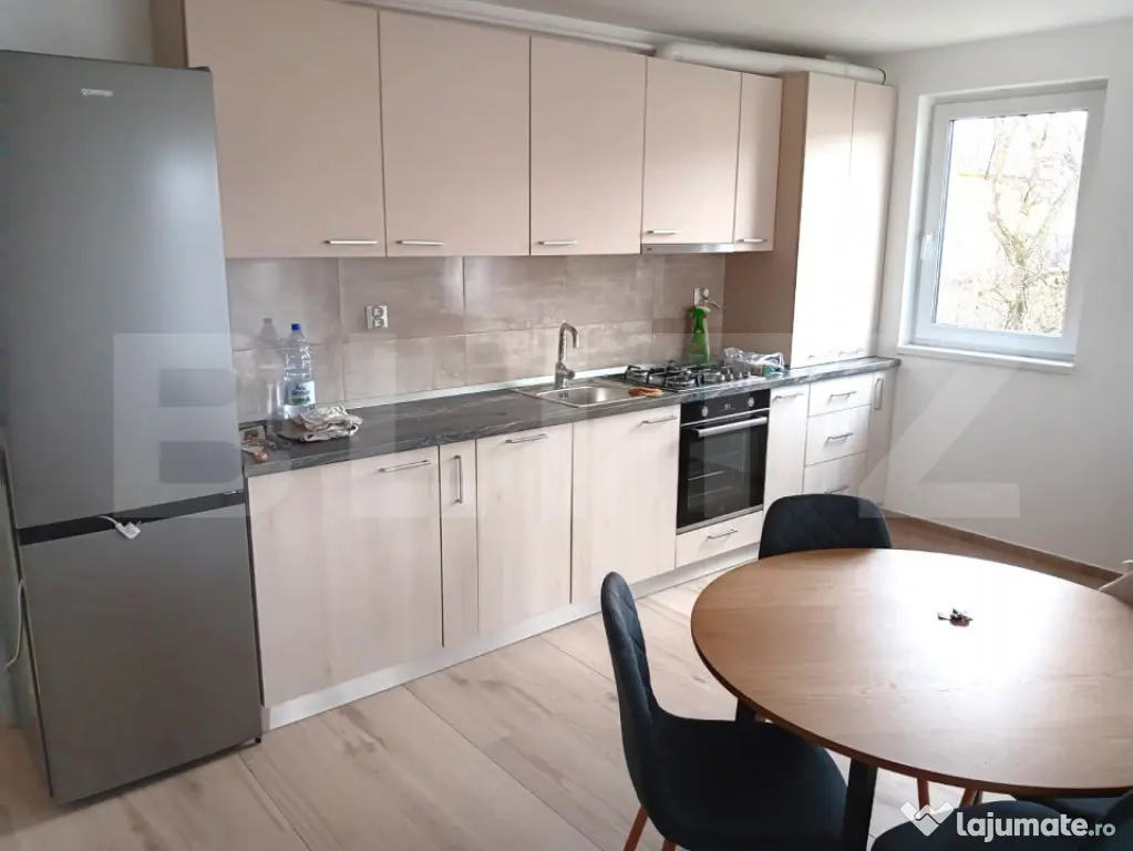 Apartament 2 camere, 55 mp, parcare, zona Calea Baciului