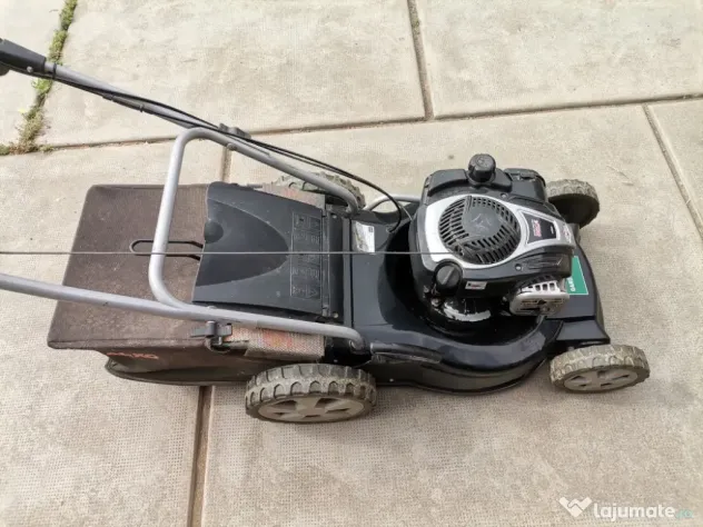 Mașină de tuns iarba pe benzină Gardenline Briggs Stratton