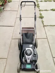 Mașină de tuns iarba pe benzină Gardenline Briggs Stratton