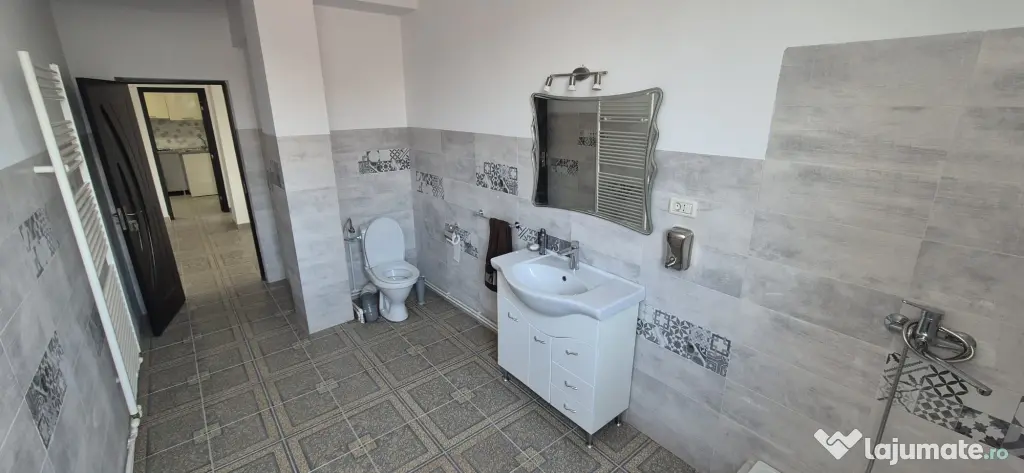 Spatiu birou + hale zona Industrială