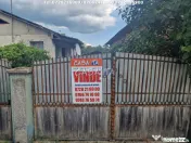 Casa situata în Arcani - Sănătești