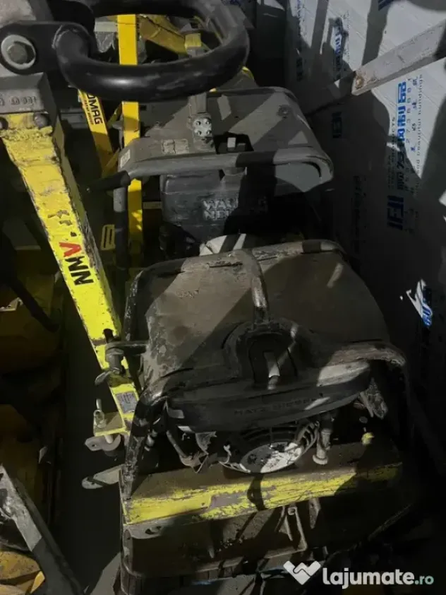 Placă compactoare Ammann AVP 2620 – 3.1 kW, 130 kg, fabricată în 2006