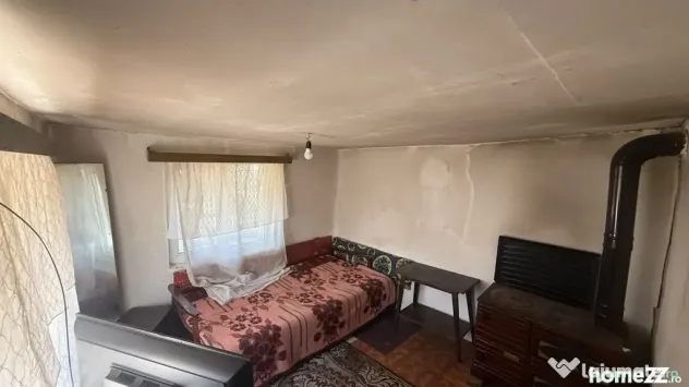 Casă rurală cu grădină mare, lângă București