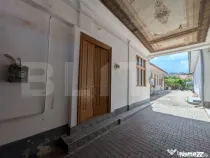 Casă 6 camere, 138 mp, garaj și teren 489 mp - zona Centru