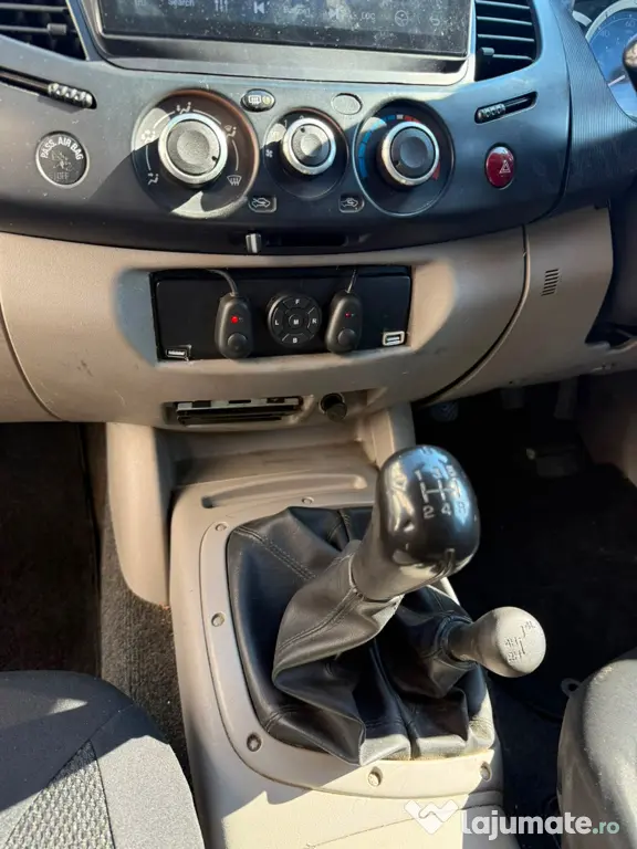 Mitsubishi L200