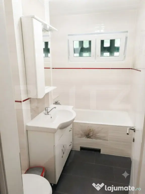 Apartament cu 3 camere decomandate, 62 mp, zona Mănăștur