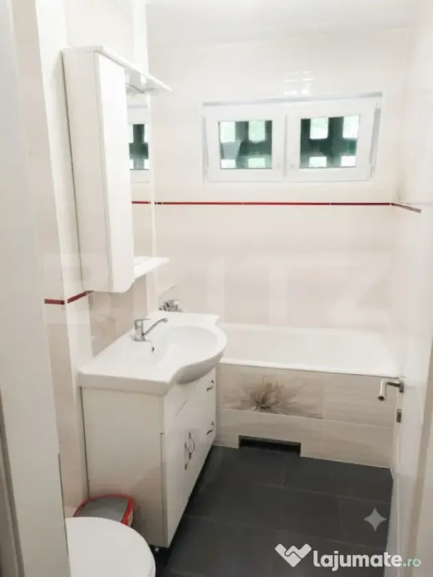 Apartament cu 3 camere decomandate, 62 mp, zona Mănăștur