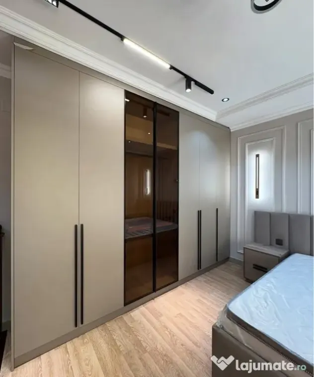 Mobilier la comandă