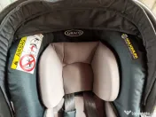 Scoica Graco Snugessentials cu baza Isofix 