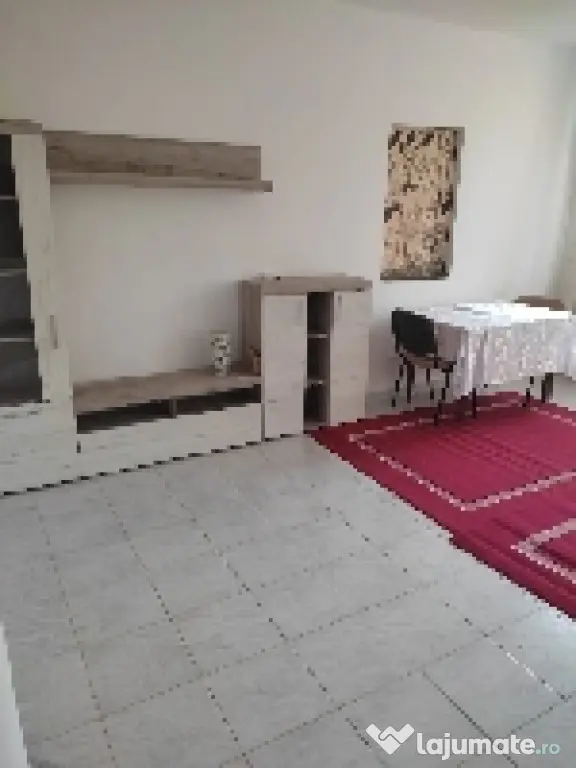 Apartament în vilă 90mp