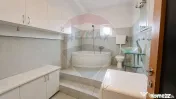 Apartament cu 3 camere de vânzare în zona Rogerius 