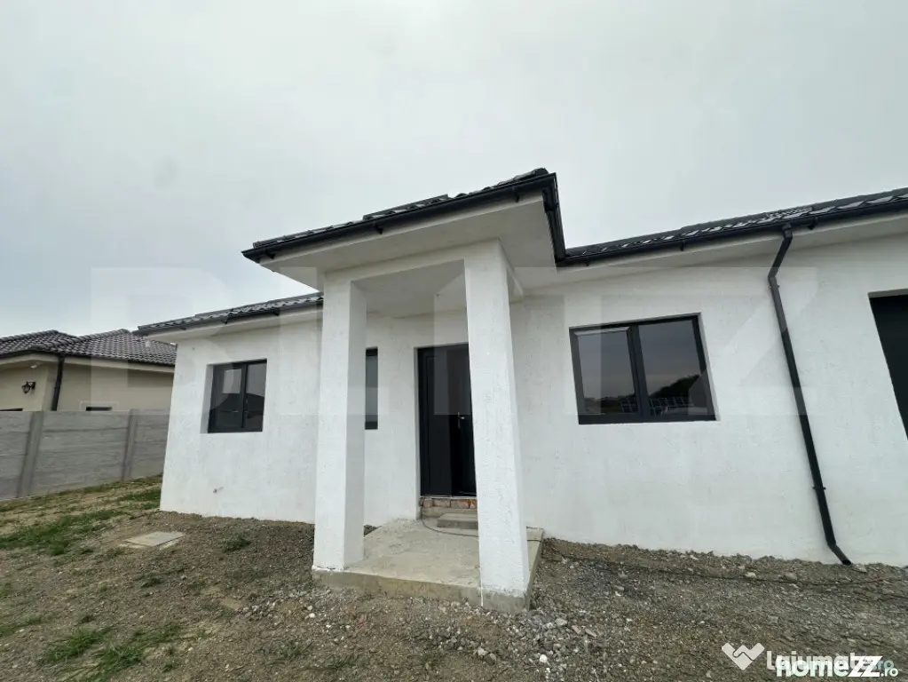 Casă cu garaj, 130 mp, teren 619 mp - zona Cionchesti - Cionchesti (Satu-Mare)