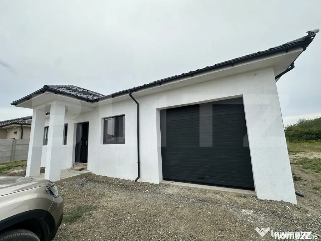 Casă cu garaj, 130 mp, teren 619 mp - zona Cionchesti - Cionchesti (Satu-Mare)