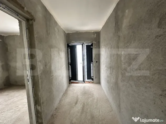 Casă cu garaj, 130 mp, teren 619 mp - zona Cionchesti