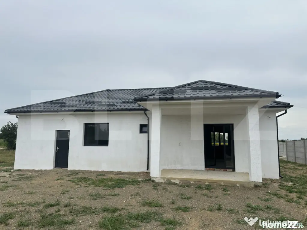 Casă cu garaj, 130 mp, teren 619 mp - zona Cionchesti - Cionchesti (Satu-Mare)