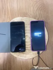 2  Samsung Galaxy A04s – Stare Perfectă / Ca Nou (Folie + Husă cadou) 