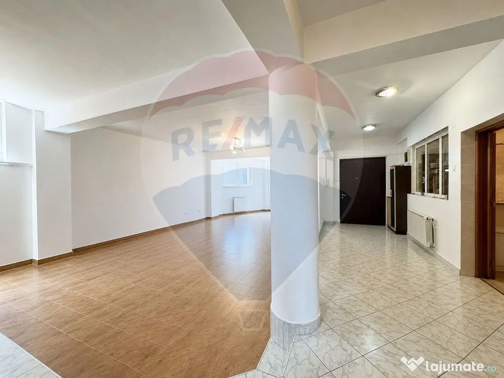 Vilă 314 mp | 6 camere | Curte proprie | Giulești - Pod...