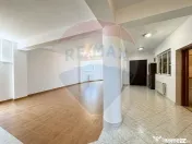Vilă 314 mp | 6 camere | Curte proprie | Giulești - Pod...