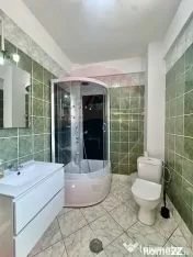 Vilă 314 mp | 6 camere | Curte proprie | Giulești - Pod... 