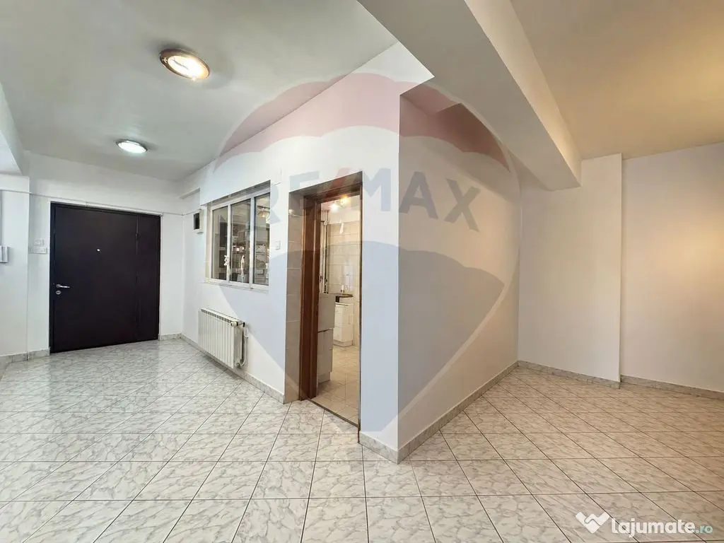 Vilă 314 mp | 6 camere | Curte proprie | Giulești - Pod...
